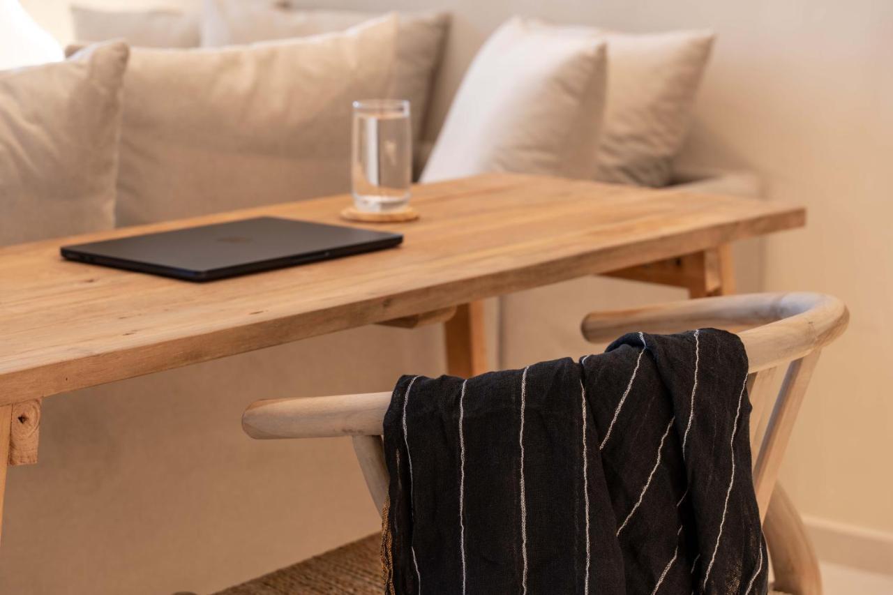 Aura Suites Paros Naousa  Ngoại thất bức ảnh