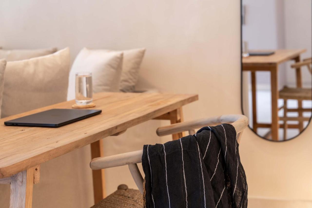 Aura Suites Paros Naousa  Ngoại thất bức ảnh